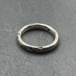 Sircular 003 Stacker Ring in Oxidized Silver