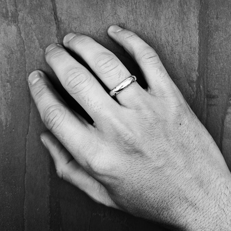 Refined Band in Polished Silver